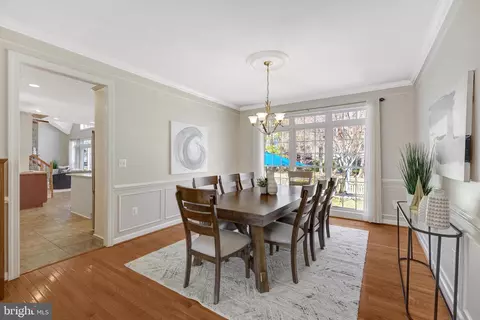 Dining - 42859 Chatelain Cir, Brambleton, VA 20148 photo 2 of 2