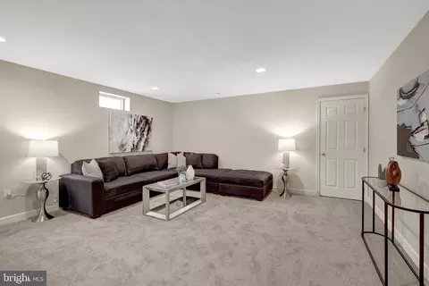 Other - 42859 Chatelain Cir, Brambleton, VA 20148 photo 18 of 21