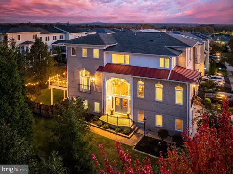 43578 Purple Aster Ter, Leesburg, VA 20176