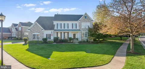 43981 Indian Fields Ct, Leesburg, VA 20176