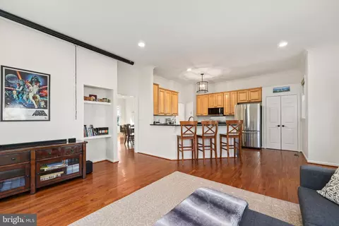20697 Riptide Sq, Sterling, VA 20165 photo 14