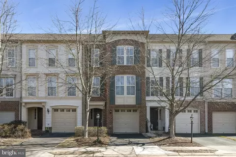 21388 Shady Wood Ter, Broadlands, VA 20148