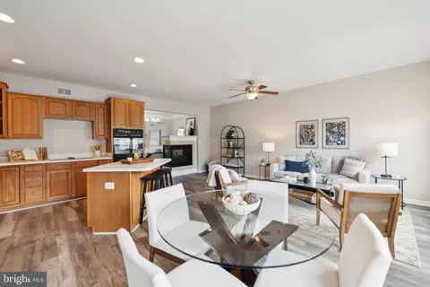 44263 Huron Ter, Ashburn, VA 20147 photo 9