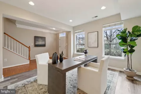 44263 Huron Ter, Ashburn, VA 20147 photo 4