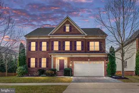 42571 Stratford Landing Dr, Brambleton, VA 20148