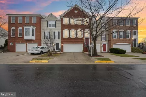 42880 Bittner Sq, Ashburn, VA 20148