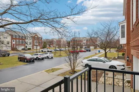 42880 Bittner Sq, Ashburn, VA 20148 photo 10