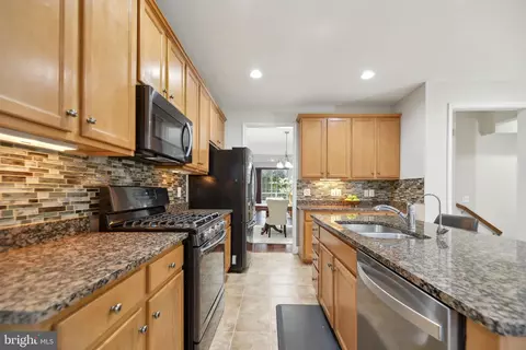42880 Bittner Sq, Ashburn, VA 20148 photo 26