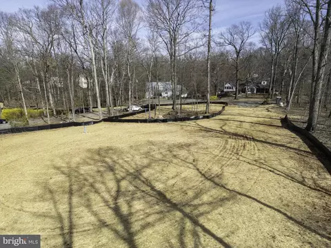 25 Jefferson Dr, Sterling, VA 20165