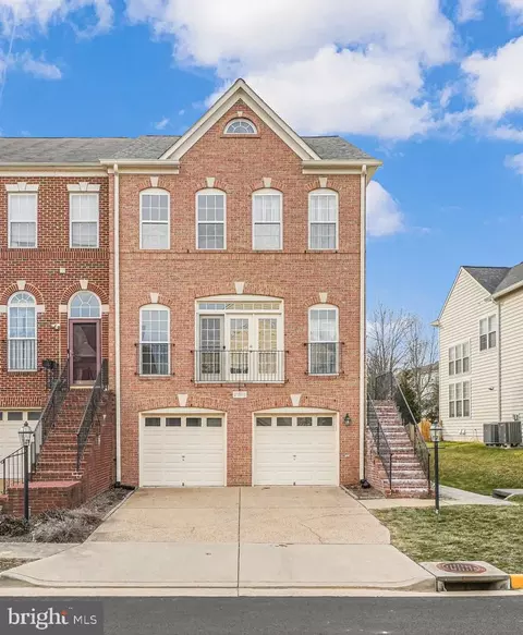 21943 Windover Dr, Broadlands, VA 20148