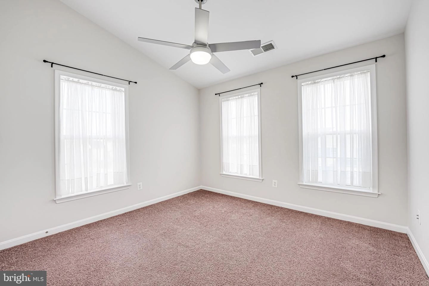 21943 Windover Dr, Broadlands, VA 20148 photo 17