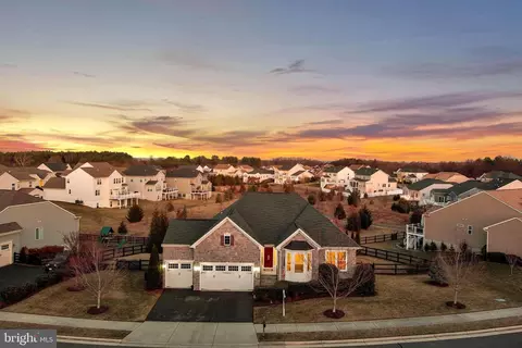 23940 Tenbury Wells Pl, Aldie, VA 20105