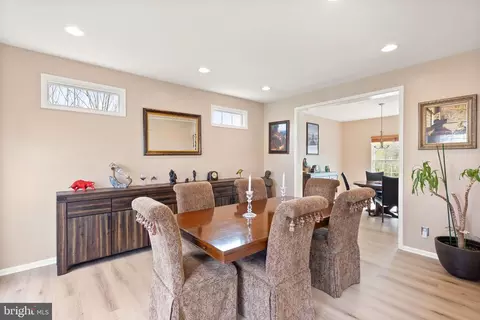 Dining - 20723 Fenwick Dr, Ashburn, VA 20147 photo 1 of 5