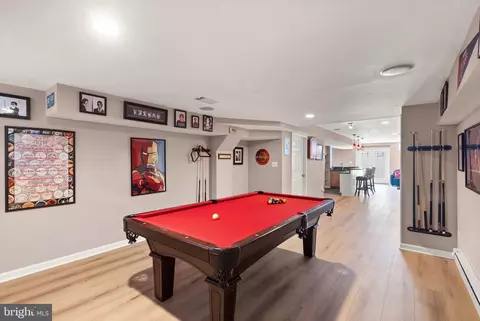 Entry Way - 20723 Fenwick Dr, Ashburn, VA 20147 photo 16 of 19