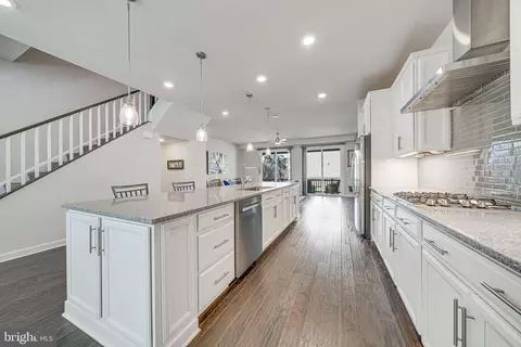 Kitchen - 43486 Charitable St, Ashburn, VA 20148 photo 2 of 2