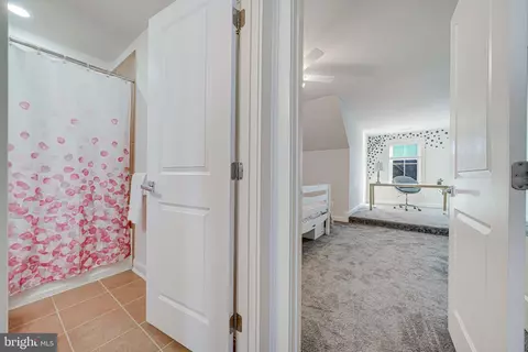 Entry Way - 43486 Charitable St, Ashburn, VA 20148 photo 15 of 15