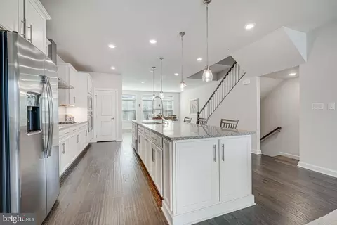 Entry Way - 43486 Charitable St, Ashburn, VA 20148 photo 3 of 15