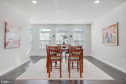 Dining - 43486 Charitable St, Ashburn, VA 20148 photo 3 of 4