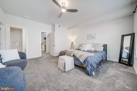 Bedroom - 43486 Charitable St, Ashburn, VA 20148 photo 2 of 10