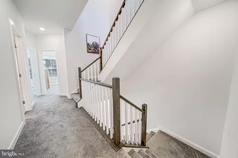 Entry Way - 43486 Charitable St, Ashburn, VA 20148 photo 11 of 15