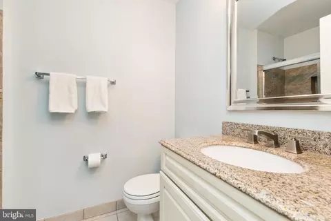 43715 Middlebrook Ter, Ashburn, VA 20147 photo 19