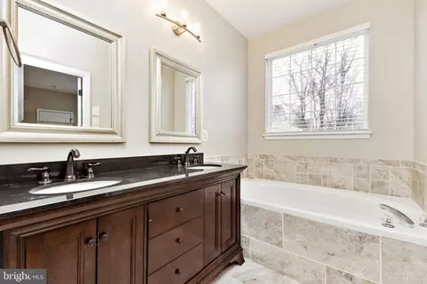 43715 Middlebrook Ter, Ashburn, VA 20147 photo 15