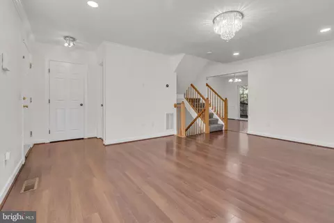 43420 Postrail Sq, Ashburn, VA 20147 photo 5