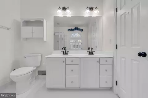 43420 Postrail Sq, Ashburn, VA 20147 photo 35