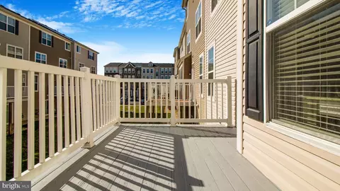 25212 Split Creek Ter, Chantilly, VA 20152 photo 11