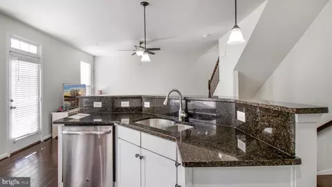 25212 Split Creek Ter, Chantilly, VA 20152 photo 6
