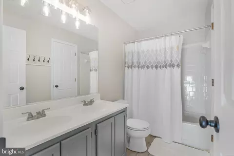 47634 Comer Sq, Sterling, VA 20165 photo 16