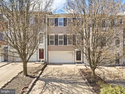18469 Wide Meadow Sq, Leesburg, VA 20176