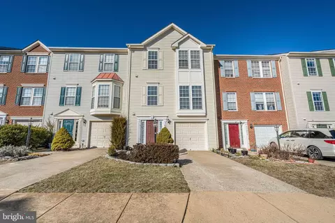 25244 Curiosity Sq, Aldie, VA 20105