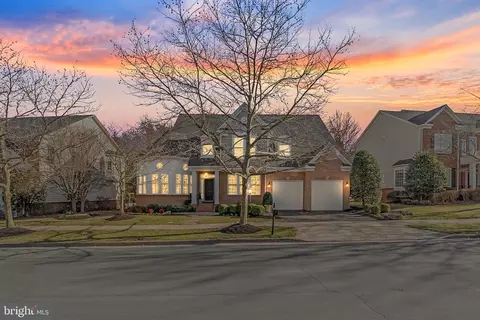 18782 Kipheart Dr, Leesburg, VA 20176