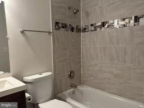 50 Benton Ct, Sterling, VA 20165 photo 6