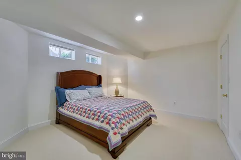 Bedroom - 20496 Tappahannock Pl, Sterling, VA 20165 photo 11 of 11