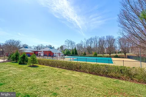Exterior - 20496 Tappahannock Pl, Sterling, VA 20165 photo 19 of 19