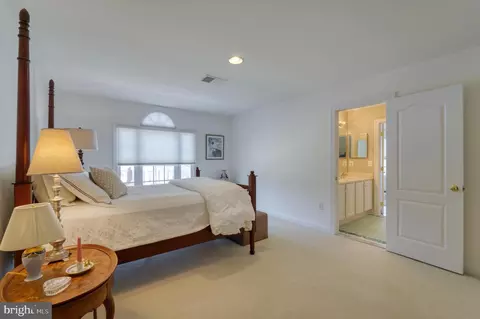 Bedroom - 20496 Tappahannock Pl, Sterling, VA 20165 photo 6 of 11