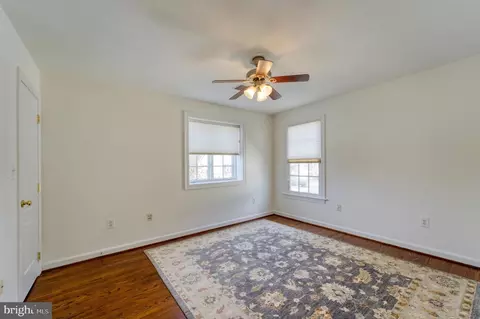 Bedroom - 20496 Tappahannock Pl, Sterling, VA 20165 photo 8 of 11