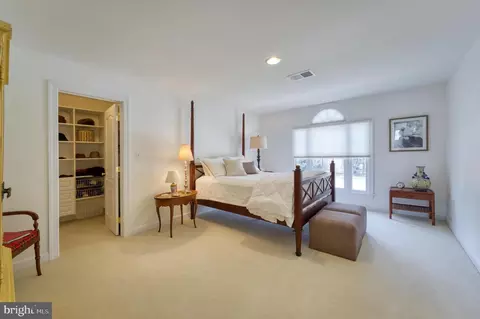Bedroom - 20496 Tappahannock Pl, Sterling, VA 20165 photo 4 of 11