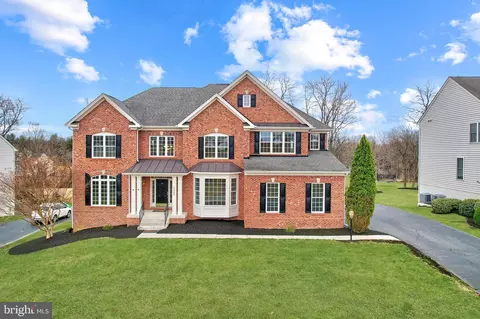18252 Oakridge Hamlet Pl, Purcellville, VA 20132