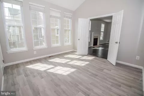 25257 Doolittle Ln, Chantilly, VA 20152 photo 20