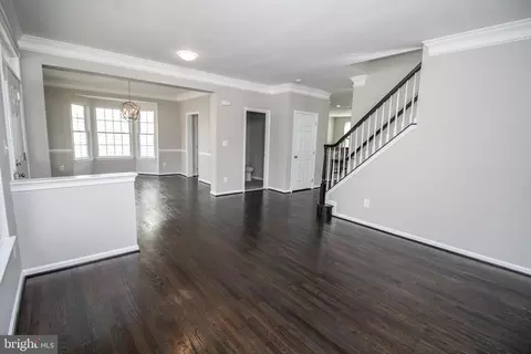 25257 Doolittle Ln, Chantilly, VA 20152 photo 8