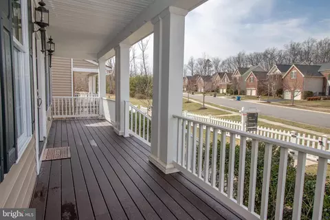 25257 Doolittle Ln, Chantilly, VA 20152 photo 3
