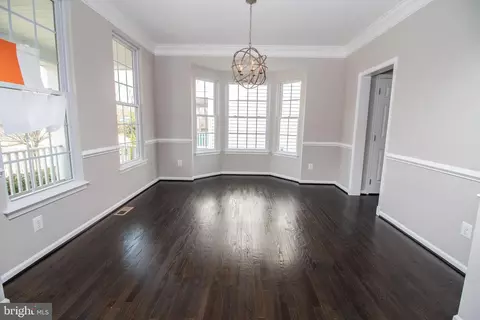 25257 Doolittle Ln, Chantilly, VA 20152 photo 7
