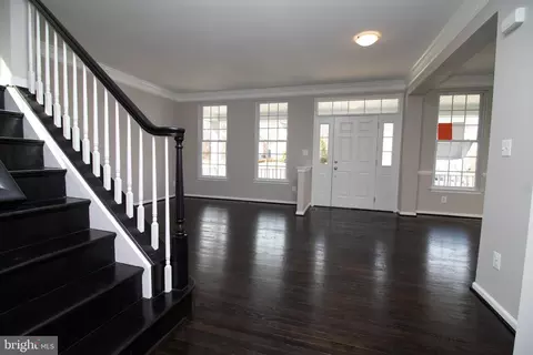 25257 Doolittle Ln, Chantilly, VA 20152 photo 9