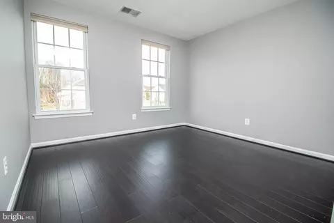 25257 Doolittle Ln, Chantilly, VA 20152 photo 22