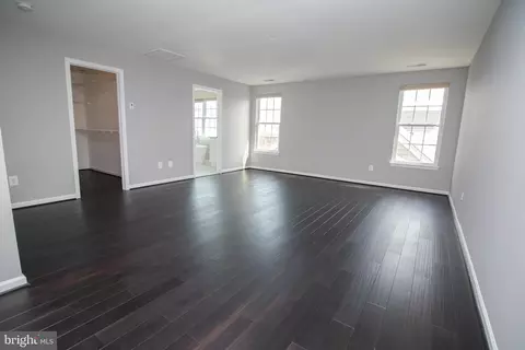 25257 Doolittle Ln, Chantilly, VA 20152 photo 31