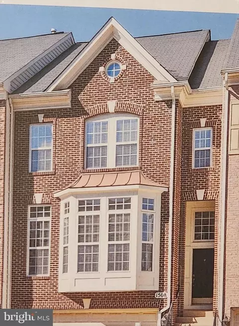 1508 Artillery Ter NE, Leesburg, VA 20176