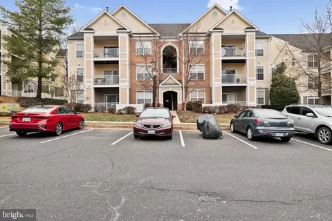 20903 Cedarpost Sq #101, Ashburn, VA 20147